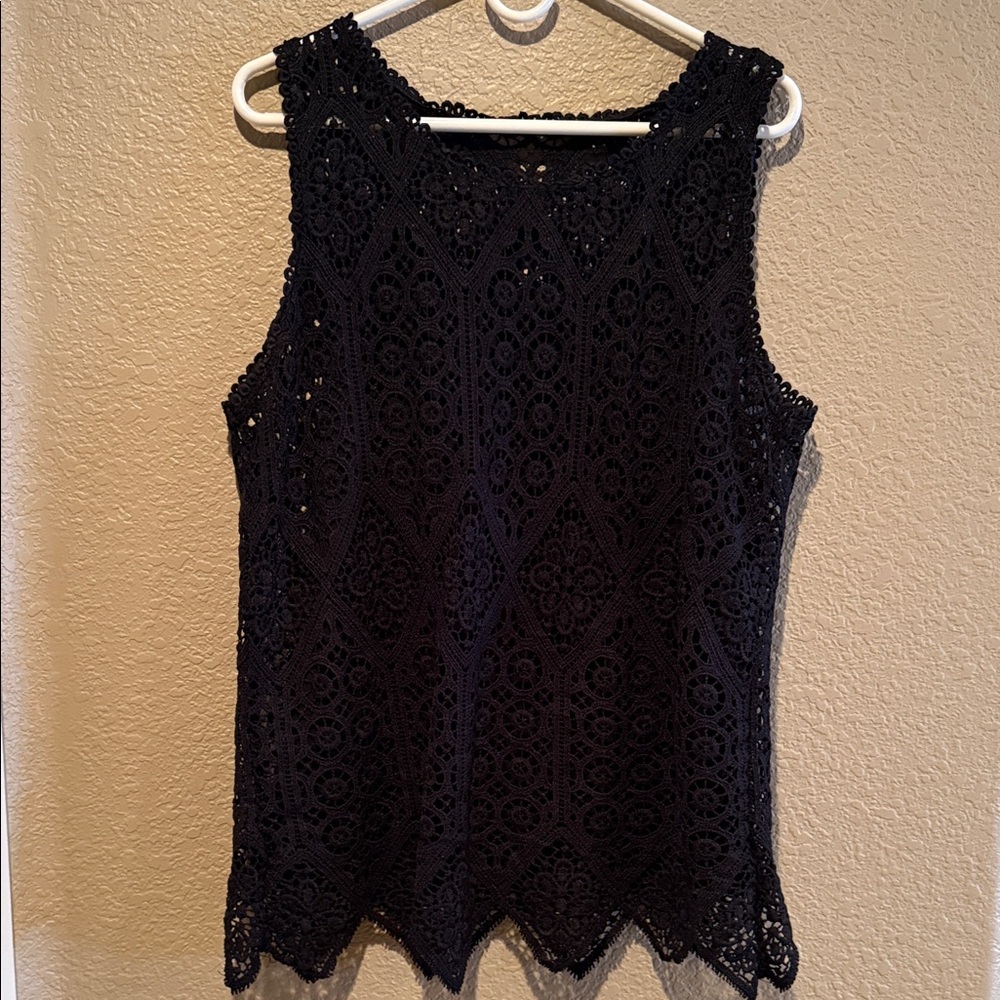 Simply Styled Black Crochet Tank Top - XL